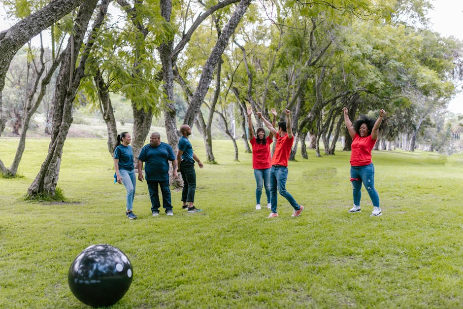 online community participants completing a group challenge together